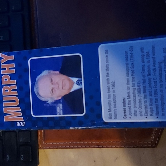 Bobblehead - Picture 4 of 4